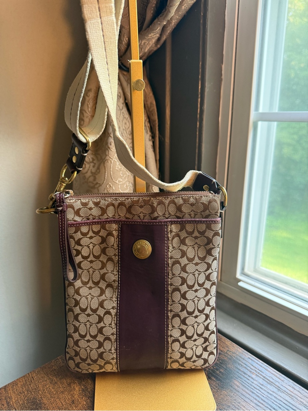 Coach Vintage Signature Stripe Crossbody File Bag